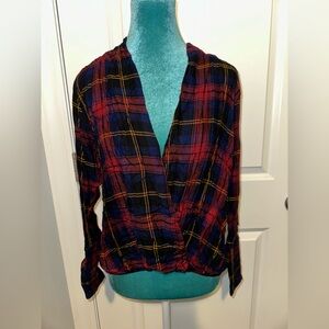 Plaid blouse 👚✨